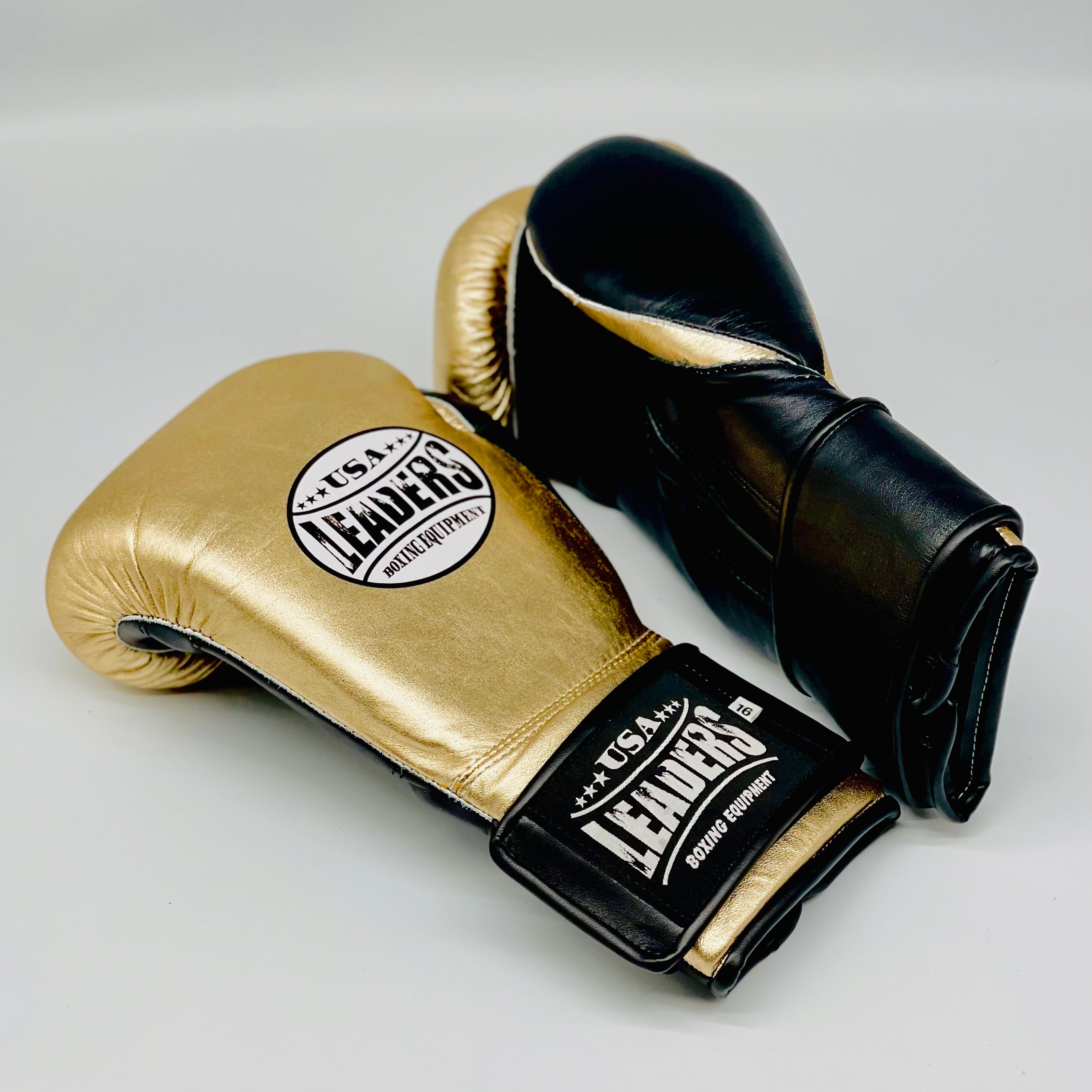 Onward Vero Lace Up Boxing Glove Black/Gold / 8oz